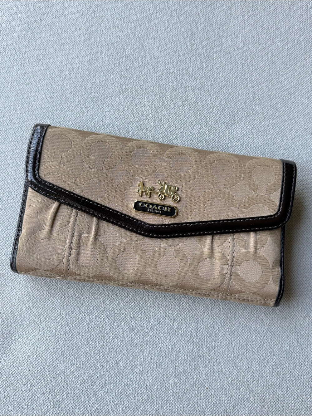 Coach Signature Pleated Checkbook Wallet Brown Jacquard Canvas Purple Interior